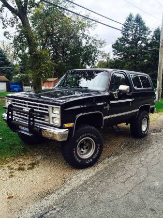 1988 Clarendon Hills IL